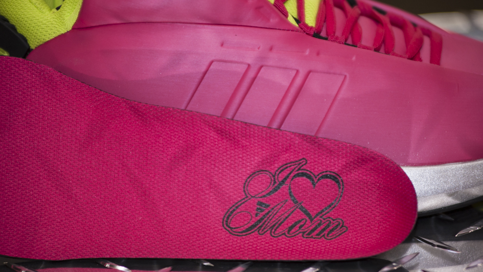 Adidas Crazy 1 Vivid Berry 01