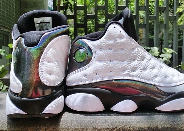 Air Jordan 13 Barons 02