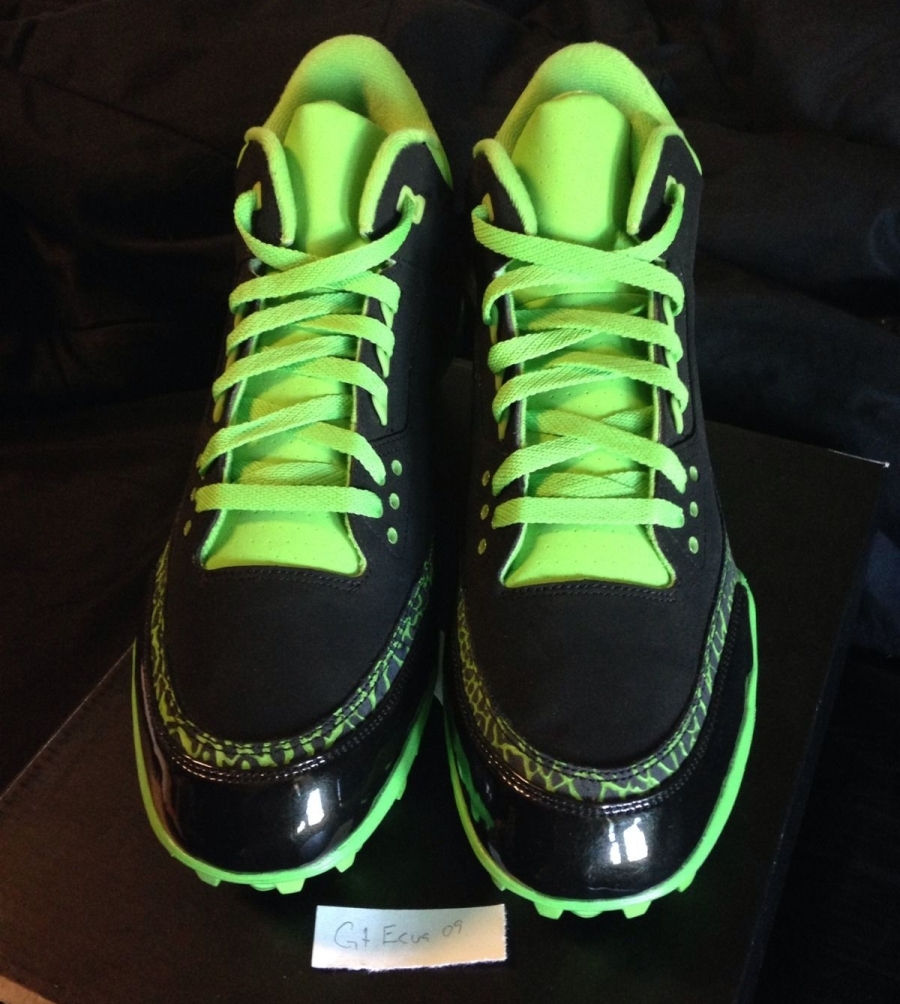 Air Jordan 3 Seattle Seahawks Pe Cleat 01