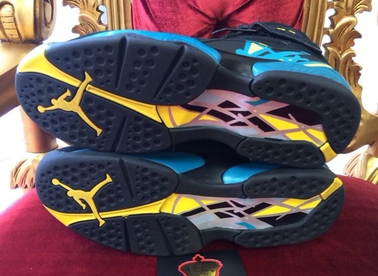 Air Jordan 8 Chris Paul Hornets Home 04