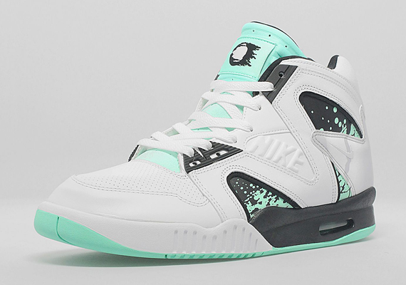 Green Glow Nike Air Tech Challenge Agassi Hybrid