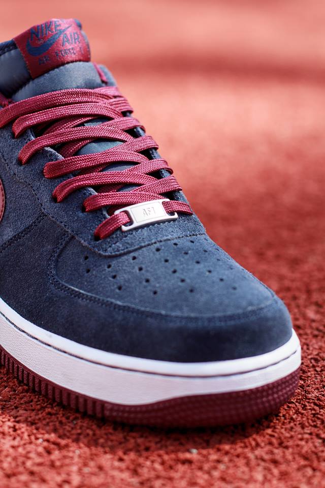 Nike Air Force 1 Low Midnight Deep Garnett 04