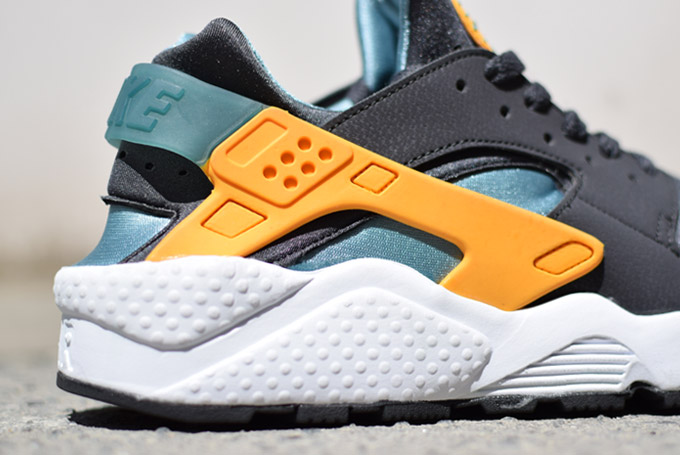 Nike Air Huarache Teal Orange 04