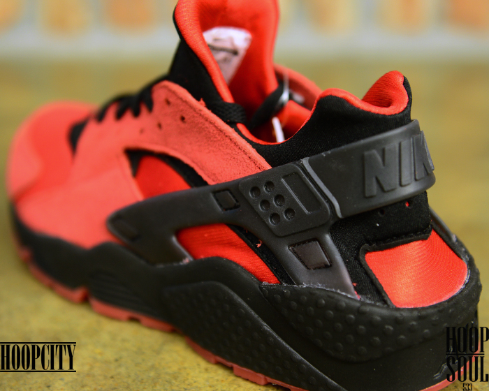 Nike Air Huarache University Red Black 01