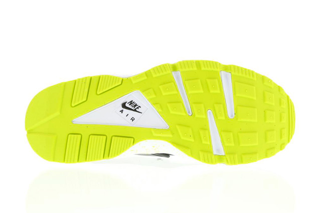 Nike Air Huarache Venom Green 01