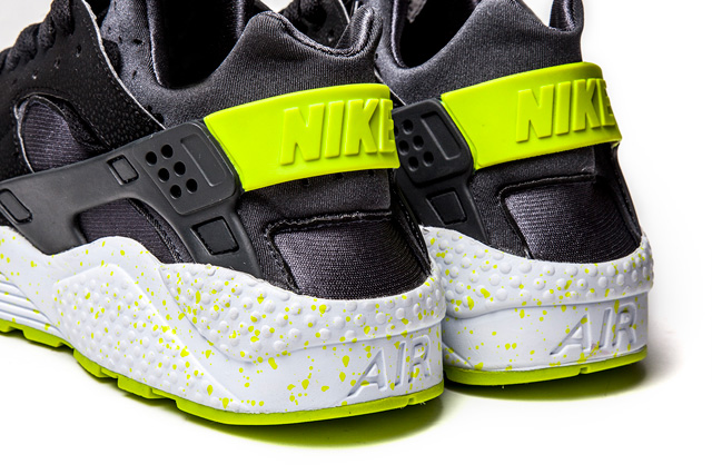 Nike Air Huarache Venom Green 03