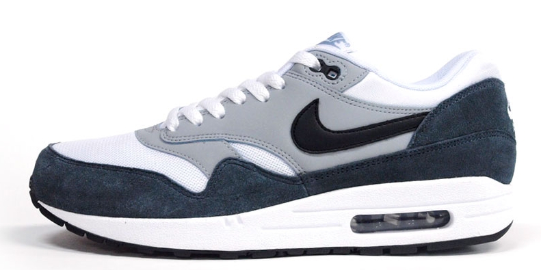 Nike Air Max 1 Essential Grey White Black 04