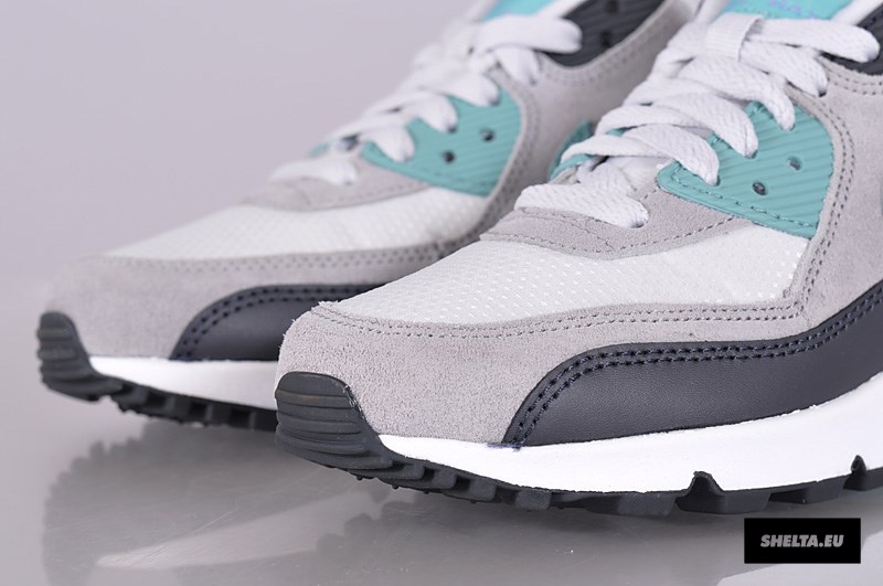 Nike Air Max 90 Light Base Grey Diffused Jade Atomic Volt 04