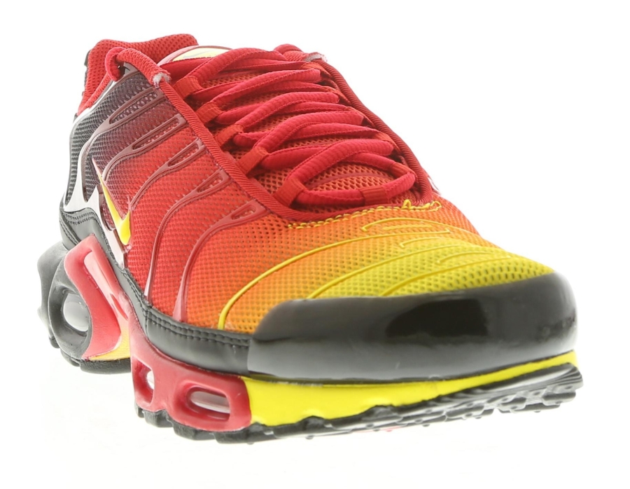 Nike Air Max Plus Laser Crimson Tour Yellow Black 02
