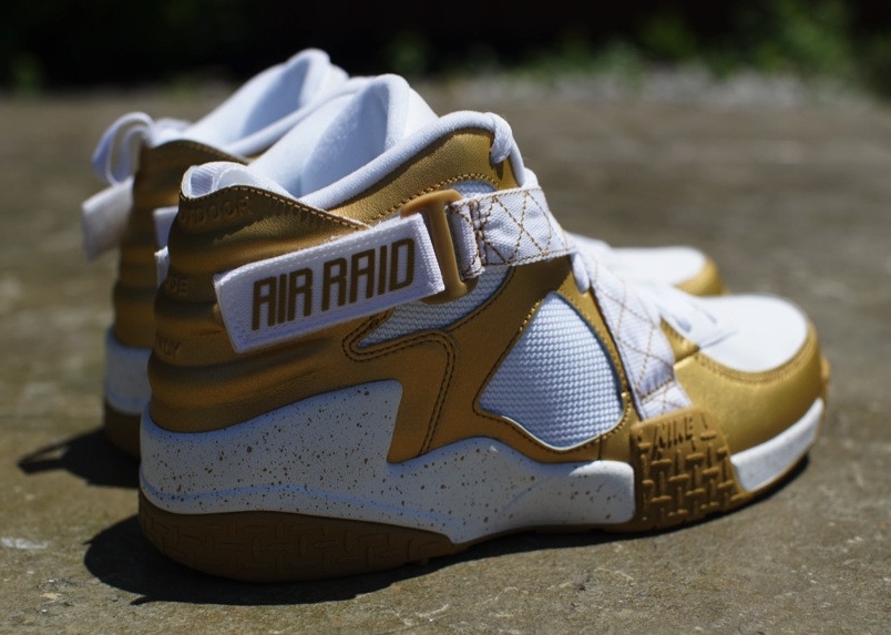 Nike Air Raid Metallic Gold Release Date 04