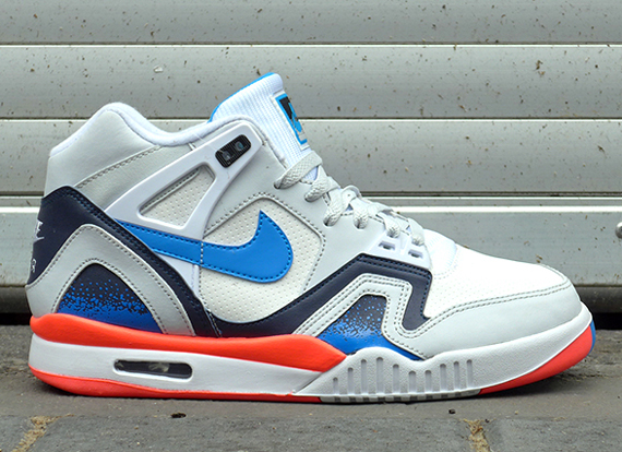 Nike Air Tech Challenge II - White - Red - Blue