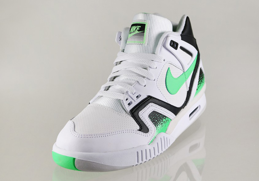 Nike Air Tech Challenge Ii White Poison Green Black Light Ash Grey 2