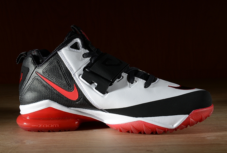 Nike Cj Trainer 2 White Black Red 03