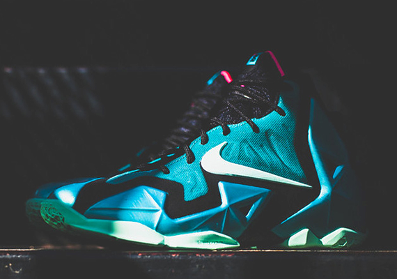 Nike LeBron 11 GS "South Beach"