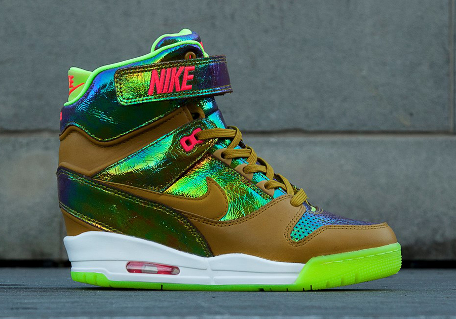 Nike sportswear air revolution sky best sale