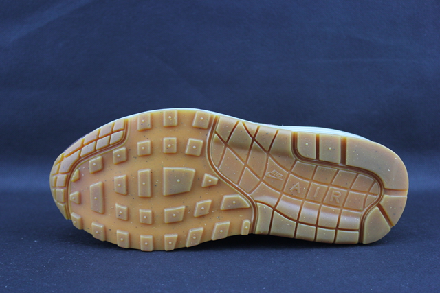 Nike Womens Gold Snake Pack 12