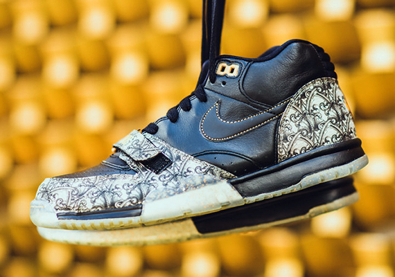 Paid In Full Nike Trainer 1