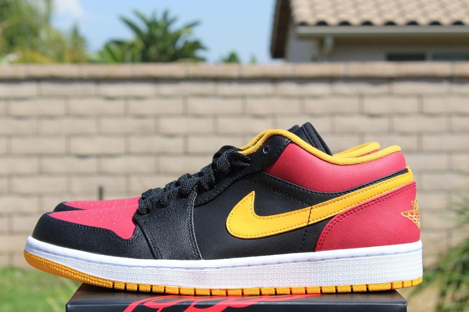 Sneaker News Weekend Deals June 14th 04