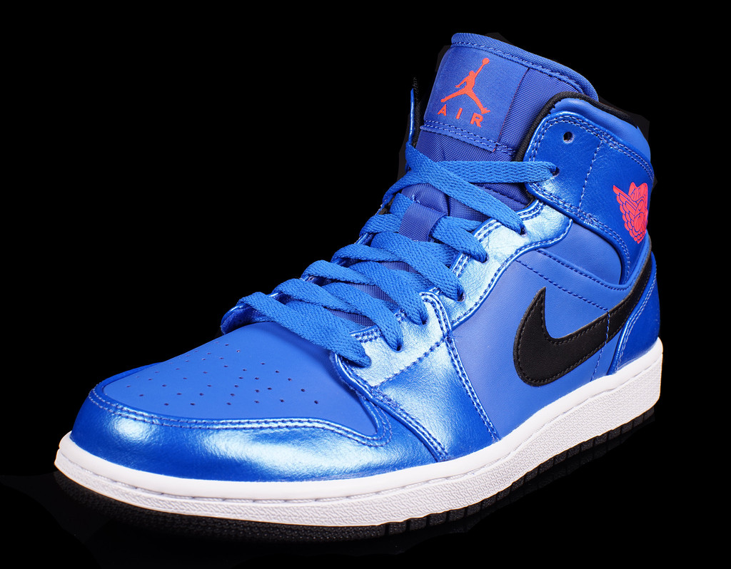 Air Jordan 1 Mid Sport Blue Infrared 23 Black 021