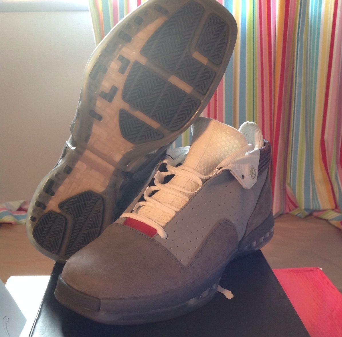 Air Jordan 16 Low Unreleased Sample 02