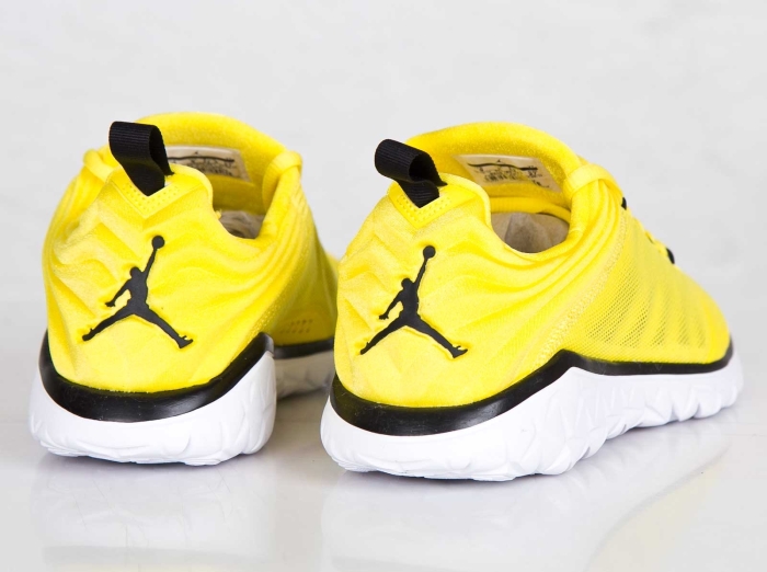 Jordan Flight Flex Trainer Vibrant Yellow Black White 05