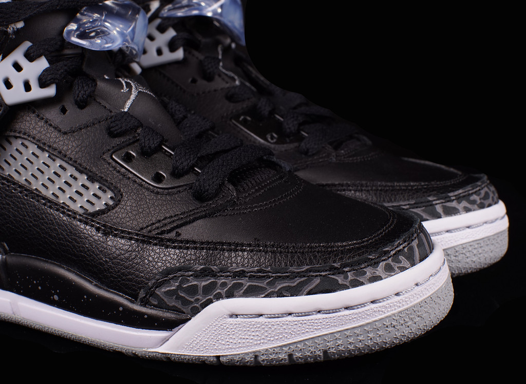 Jordan Spizike Gs Black Grey 01