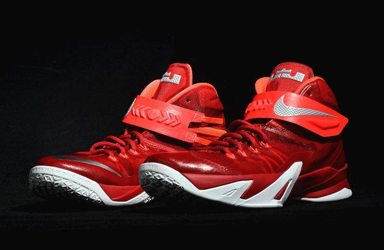 Lebron Zoom Soldier 8 21