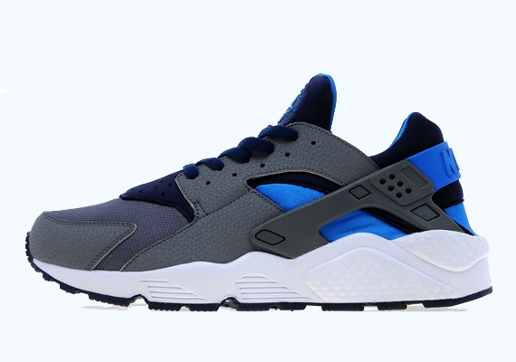 navy blue and grey huaraches