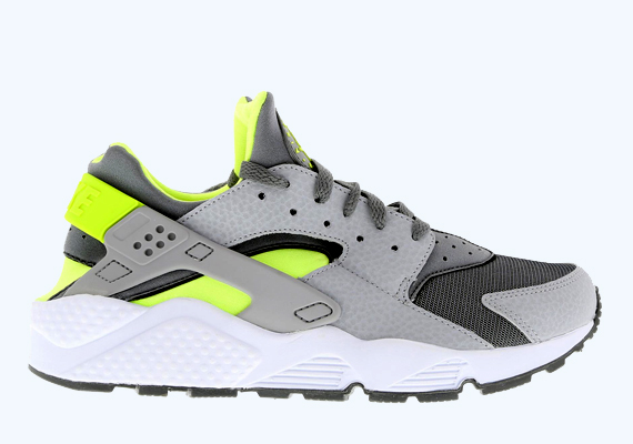 nike huarache grey and green