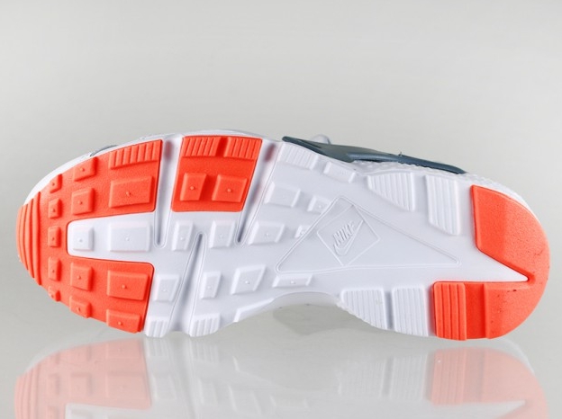 Nike Air Huarache Gs White Magnet Grey Bright Mango 01