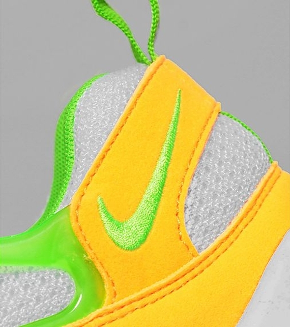 Nike Air Huarache Light Atomic Mango 04