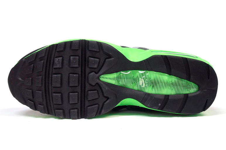 Nike Air Max 95 Black Poison Green Dark Grey 05