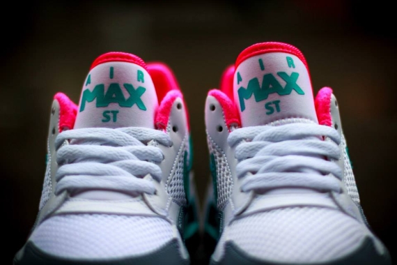 Nike Air Max St Gs 05