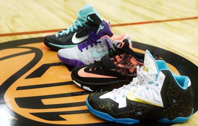 Nike Eyb Peach Jam Sneakers 01