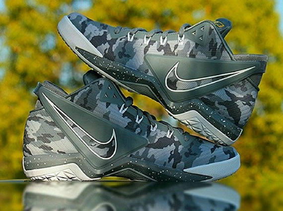 Nike Zoom Field General "Grey Camo"
