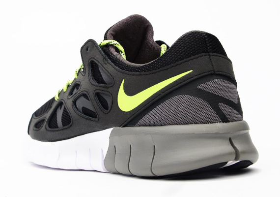 Nike Free Run 2 - Black - Medium Ash - Volt - SneakerNews.com