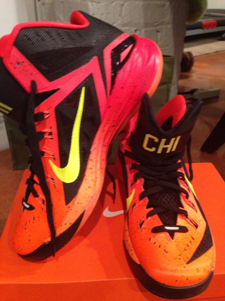 Nike Hyperdunk 2014 Chicago 01