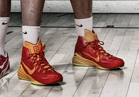 Pau Gasol’s Nike Hyperdunk 2014 “Spain” PE for 2014 FIBA