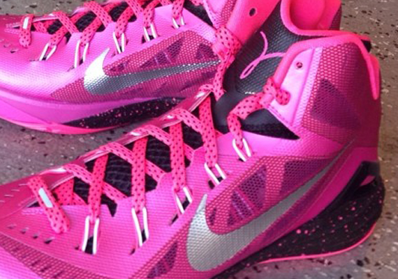 "Think Pink" Nike Hyperdunk 2014