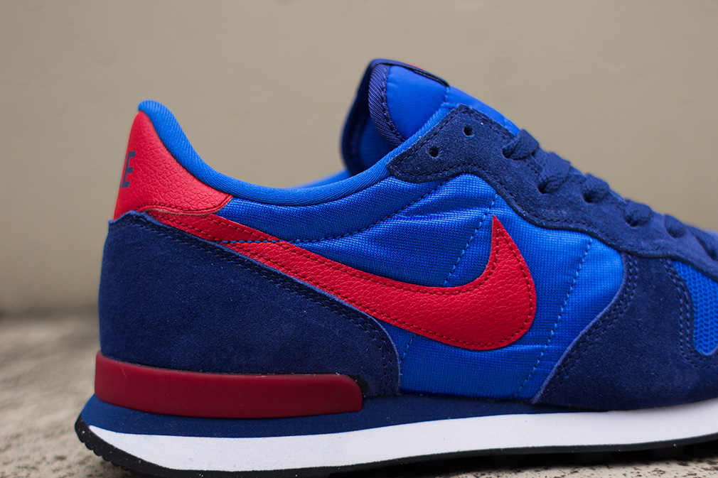Nike Inernationalist Blue Red 04