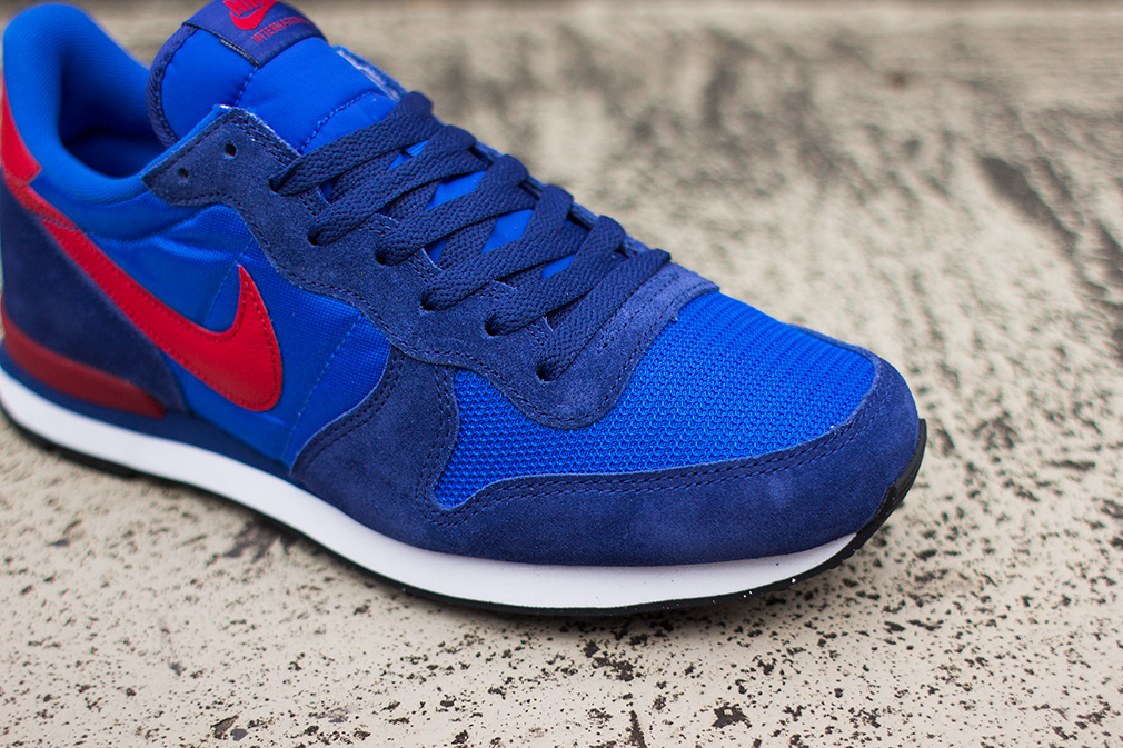 Nike Inernationalist Blue Red 05