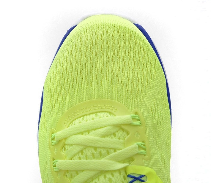 Nike Lunareclipse 4 Volt Hyper Cobalt Black White 03