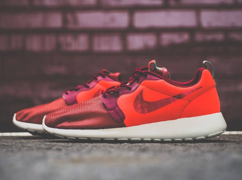 Hyperfuse Red Nike Roshe Run Hyperfuse Team Red - Hyper Jade - SneakerNews.com