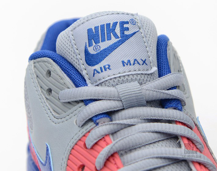 Nike Wmns Air Max 90 Light Magnet Grey Hyper Cobalt Hyper Pink 04
