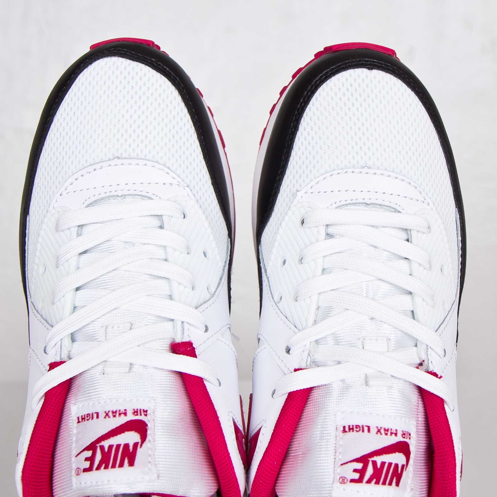 Nike Wmns Air Max Light White Fuschia Force Black 07