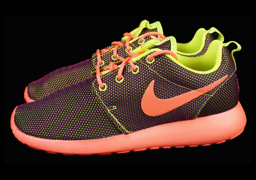 Nike WMNS Roshe Run - Volt - Bright Mango - Hyper Pink