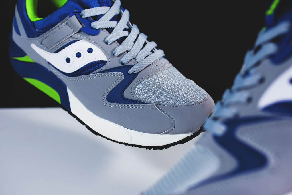 Saucony Grid 9000 Grey Blue Neon 04