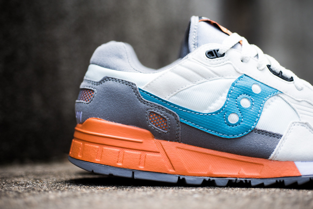 Saucony Shadow 5000 White Grey Orange Blue 05