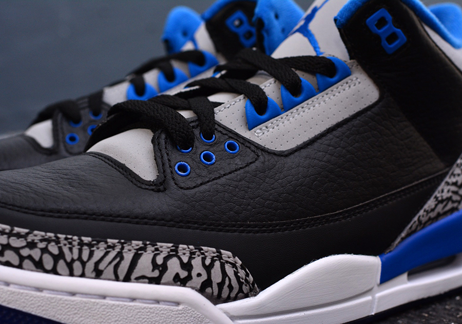 Sports on sale blue 3s