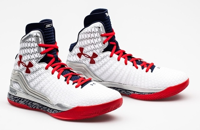 Steph Curry Under Armour Clutchfit Drive 01